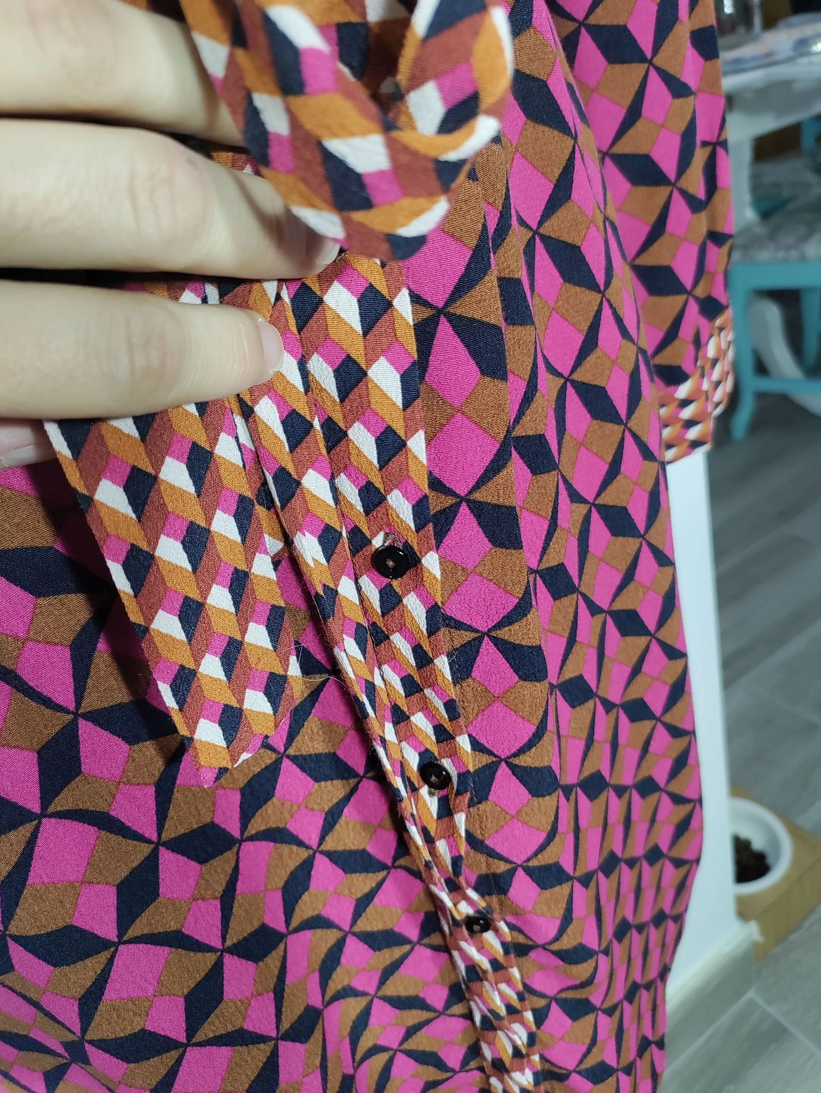 Vestido camiseo Zara Woman estampado geométrico multicolor (Talla S) – photo 6